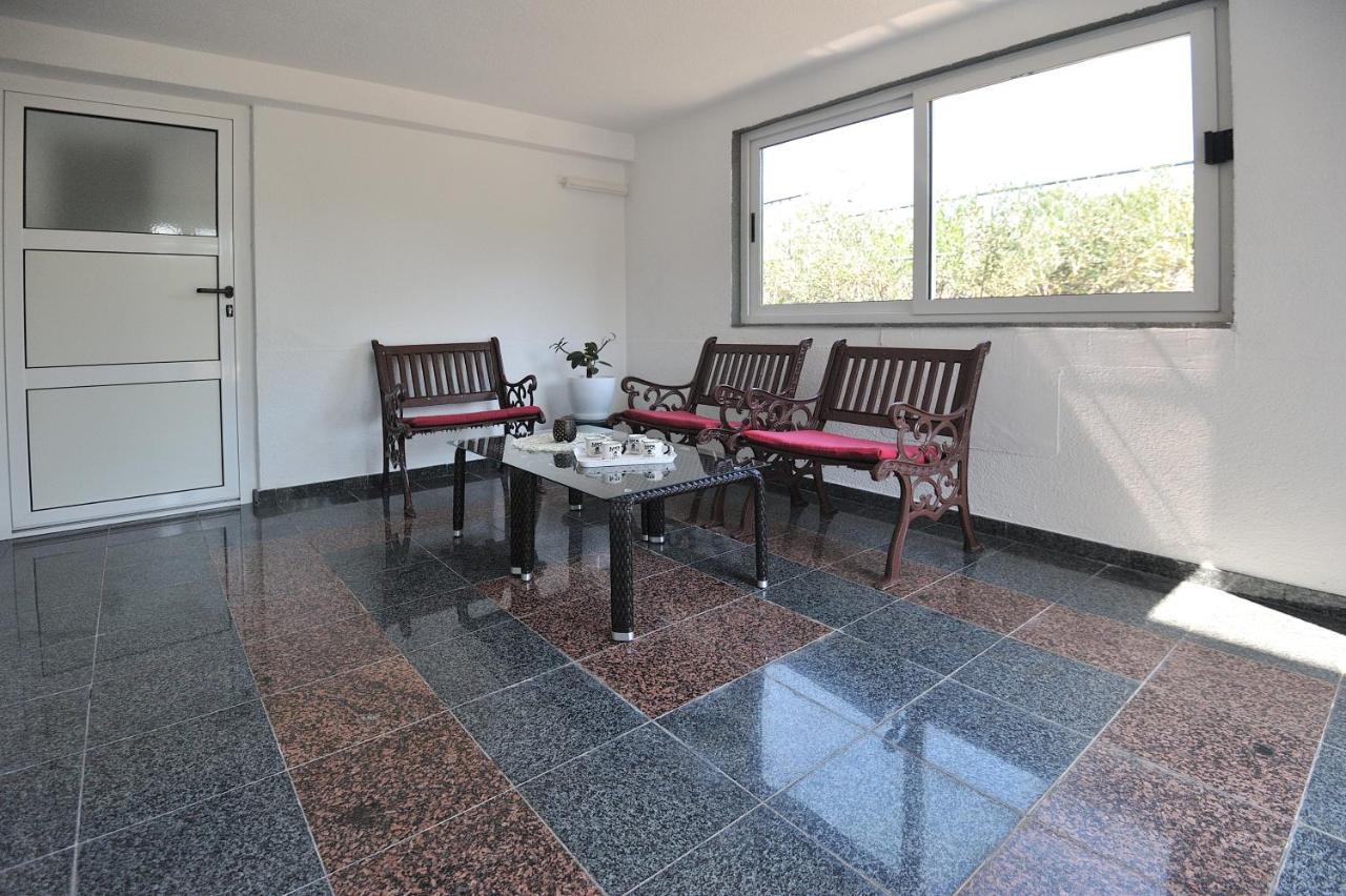 Pool House Maslina Διαμέρισμα Μόσταρ Εξωτερικό φωτογραφία