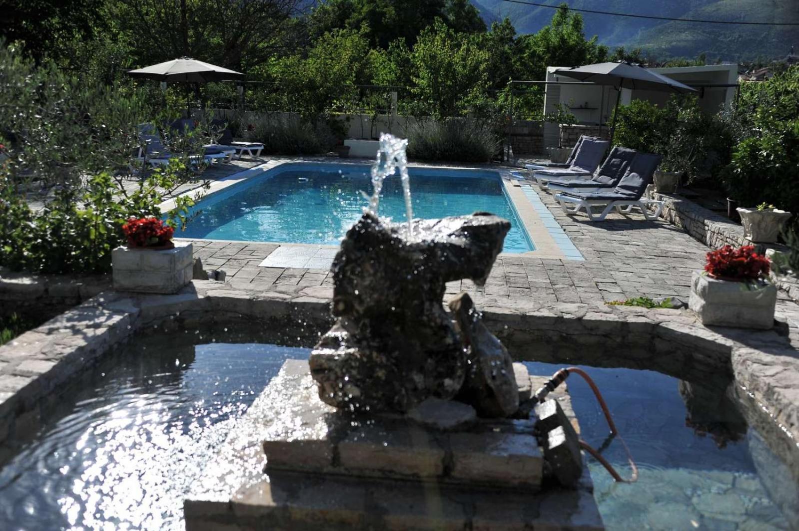 Pool House Maslina Διαμέρισμα Μόσταρ Εξωτερικό φωτογραφία