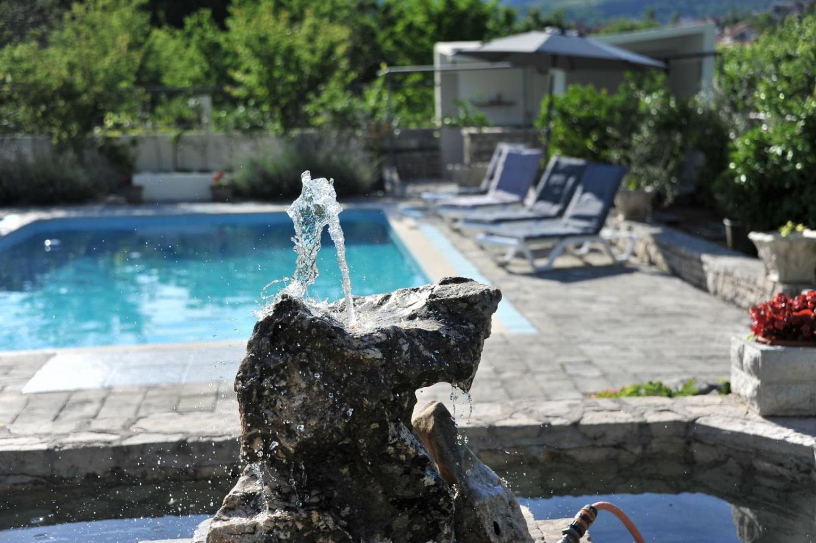 Pool House Maslina Διαμέρισμα Μόσταρ Εξωτερικό φωτογραφία